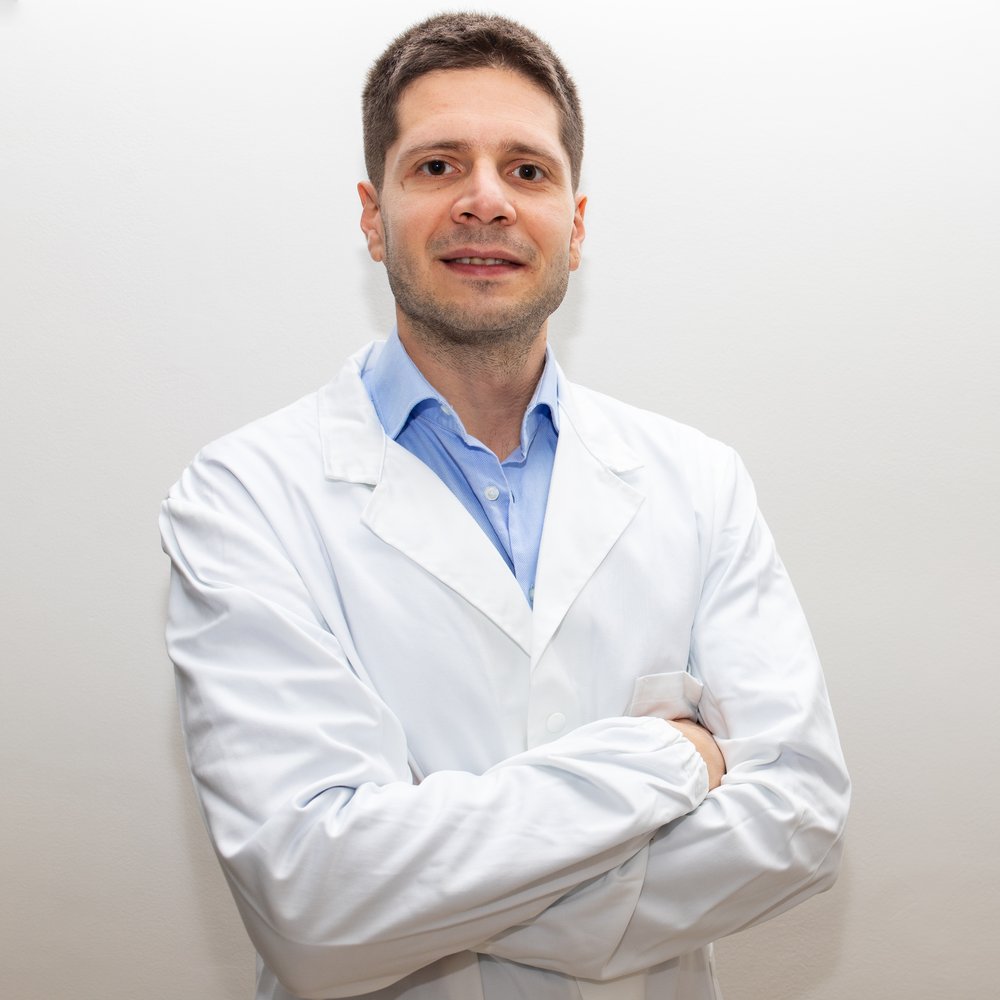 Dott. Donato Carola, medico chirurgo ortopedico